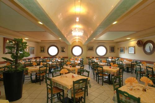San Vito di Leguzzano Hotel | Hotel Ristorante Il Pirata