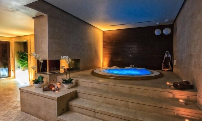 Roman Hotel | Hotel Roman By Dumbrava Business Resort