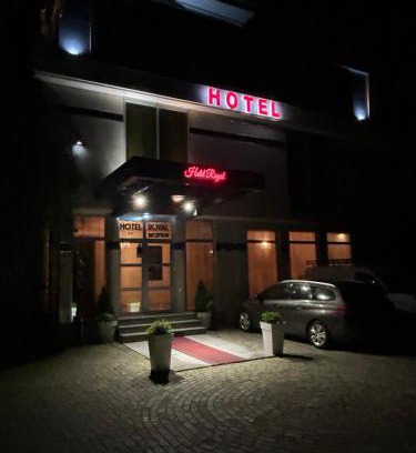 Tetovo Hotel | Hotel Royal