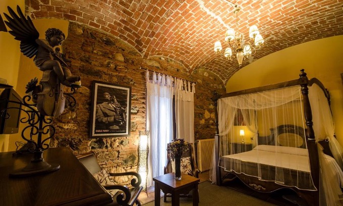 La Garrovilla Hotel | Hotel Rural Cerro Principe