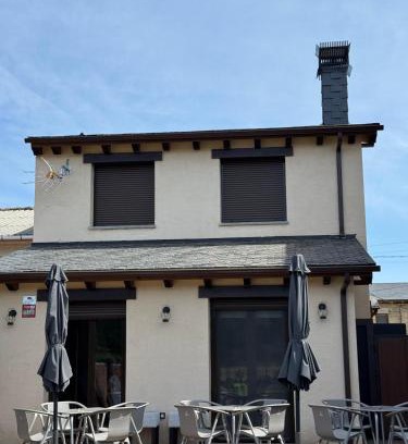 Manzanal de Arriba Hotel | Hotel Rural El Pingón