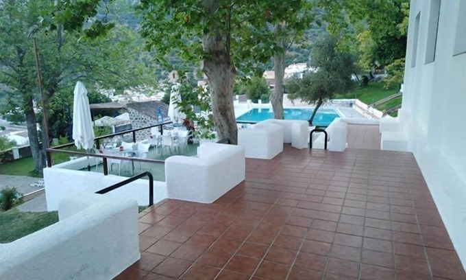 Cortes de la Frontera Hotel | Hotel Rural & Restaurante Las Camaretas