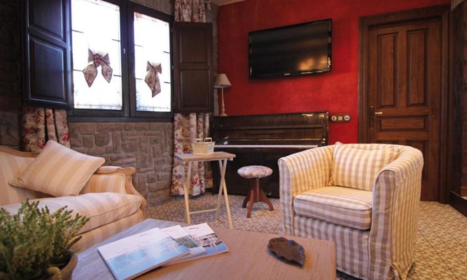 Carcedo de Burgos Hotel | Hotel Rural La Tenada