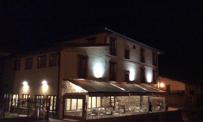 Maestu Hotel | Hotel Rural Los Roturos