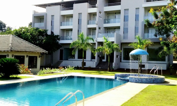 Gavhe Hotel | Hotel Sadhana Executive