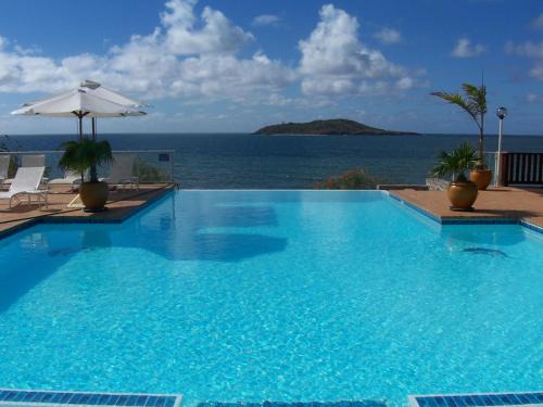 Bandrele Hotel | Hotel Sakouli