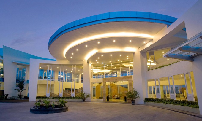 Pangkalpinang Hotel | Hotel Santika Bangka