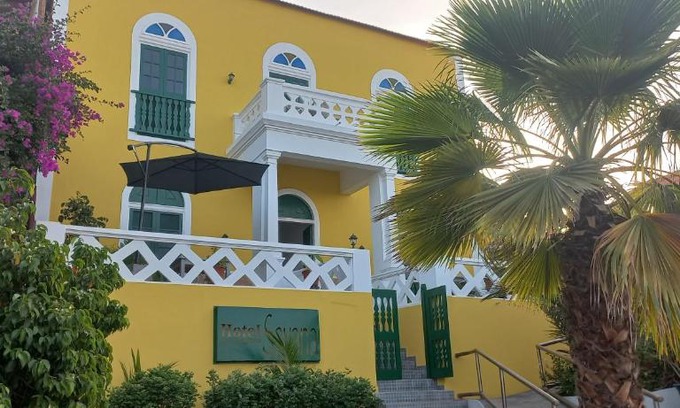 Sao Filipe Hotel | Hotel Savana