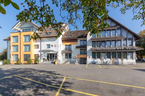 Siebnen Hotel | Hotel Schäfli Siebnen