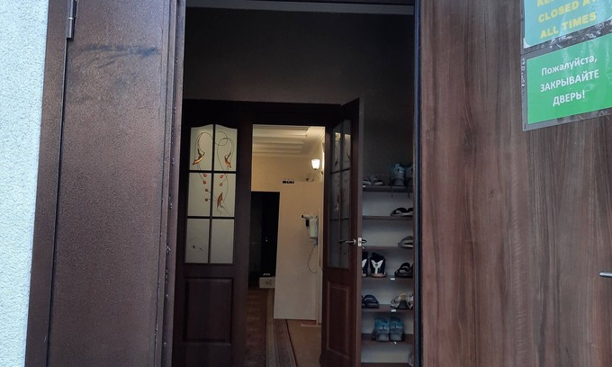 Toktogul Hotel | Hotel Sezim