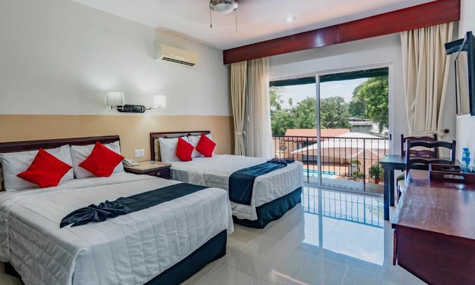 Xcumpich Hotel | Hotel Siglo 21 Merida