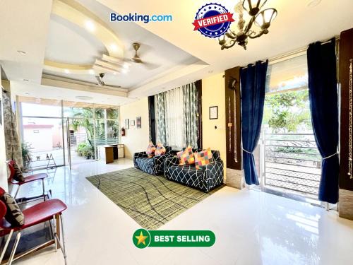 Puri Hotel | HOTEL SILICON ! PURI walking-from-sea-beach fully-Air-Conditioned-hotel Quiet-Place-with-parking near-temple-also - 2