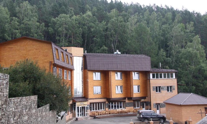 Listvyanka Hotel | Hotel Sozvezdie Baikala