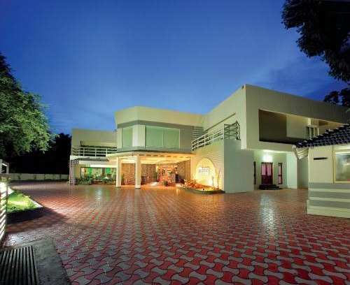 Chittur Hotel | HOTEL SRIVATSA REGENCY