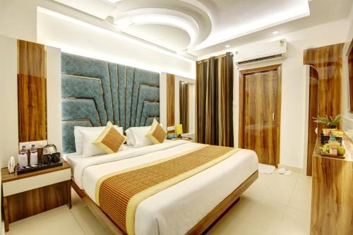 Paharganj Hotel | Hotel Star Villa - Front of New Delhi Railway Station & 5 Minute from Connaught Place