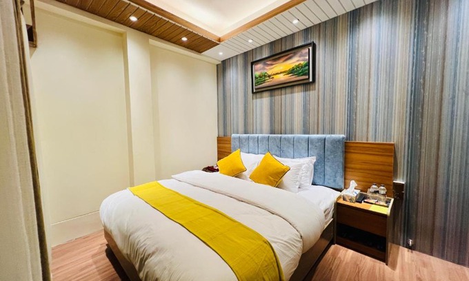 Maulvi Bazar Hotel | Hotel Taj Metro