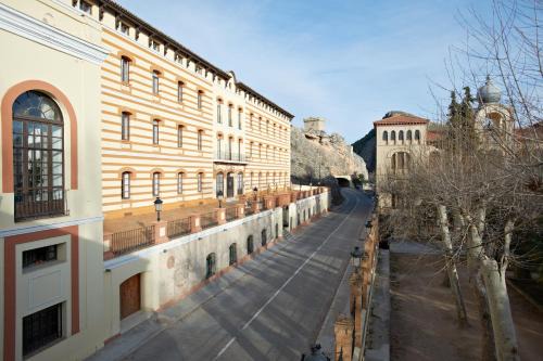 Alhama de Aragon Hotel | Hotel Termas Balneario Termas Pallares