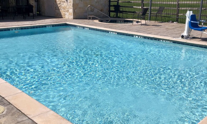 Cuero Hotel | Hotel Texas