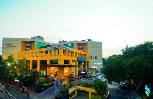 Begumpet Hotel | Hotel the Plaza