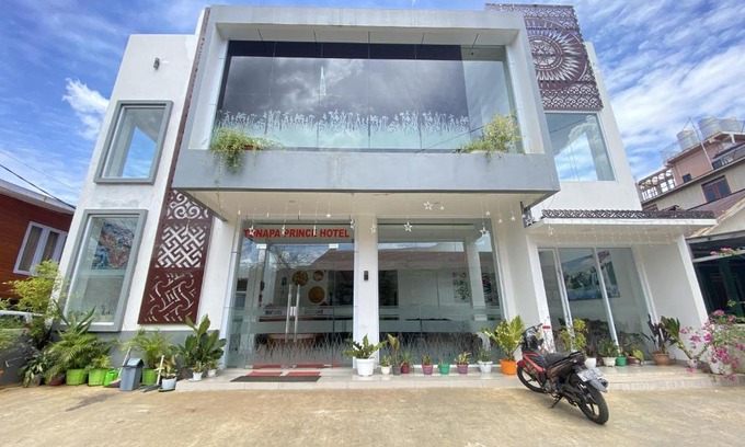 Sulawesi Hotel | Hotel Tonapa Prince Sorowako Mitra RedDoorz