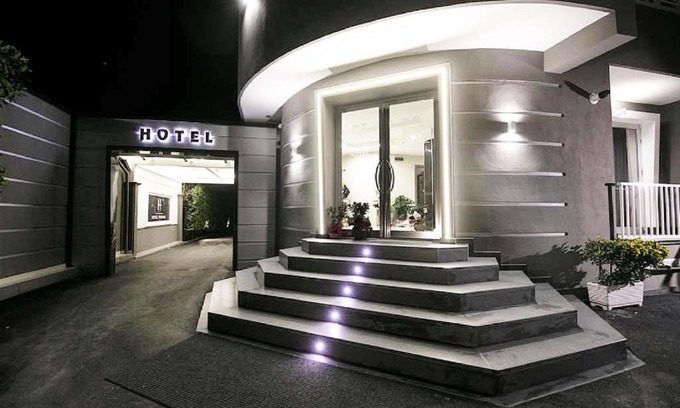 Qualiano Hotel | Hotel Trionfal