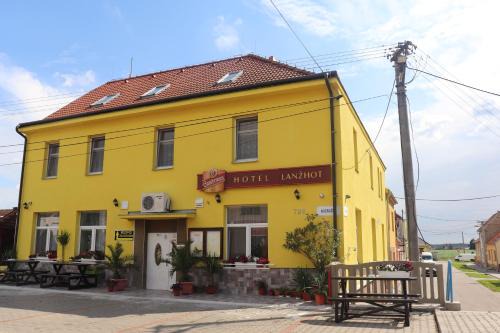 Lanzhot Hotel | Hotel u Nádraží Lanžhot