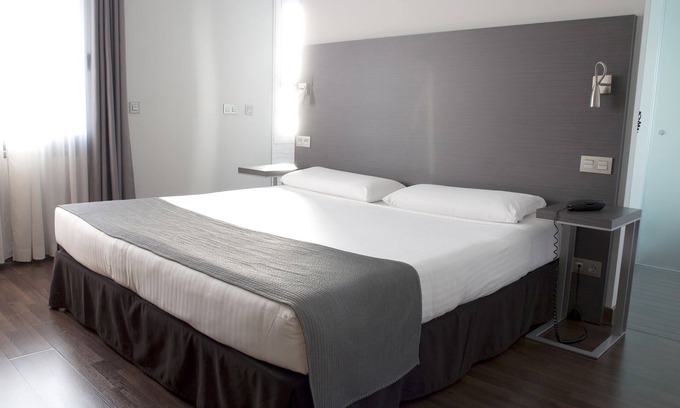 Arroyo de la Vega Hotel | Hotel UVE Alcobendas
