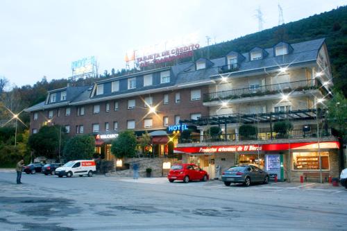 La Portela de Valcarce Hotel | Hotel Valcarce Camino de Santiago