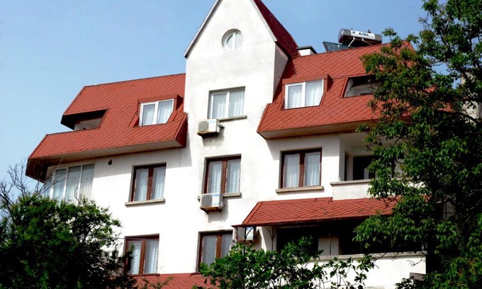 Akhtopol Hotel | Hotel VALDI