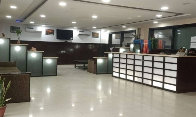 Jharsa Village Hotel | Hotel Vedanta - Gurgaon