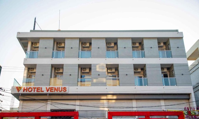 Veraval Hotel | HOTEL VENUS