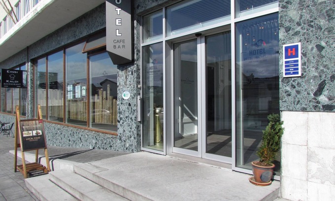Vestmannaeyjar Hotel | Hotel Vestmannaeyjar