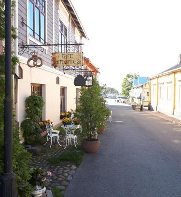 Naantali Old Town Hotel | Hotel Villa Antonius