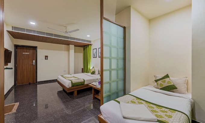 Vijayapura Hotel | Hotel Vishram