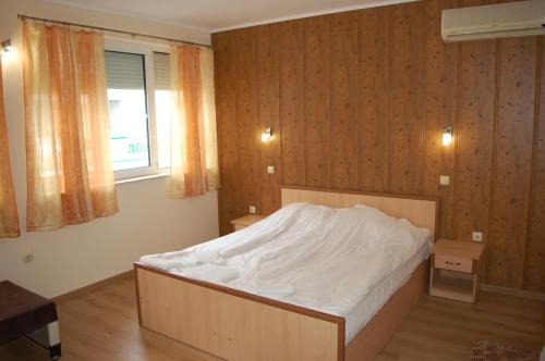 Tryavna Hotel | Hotel Vitosha