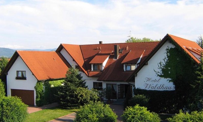 Hugelsheim Hotel | Hotel Waldhaus