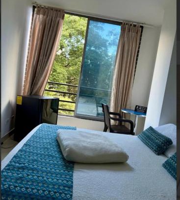 Suramericana Hotel | Hotel y Apartaestudio Montes