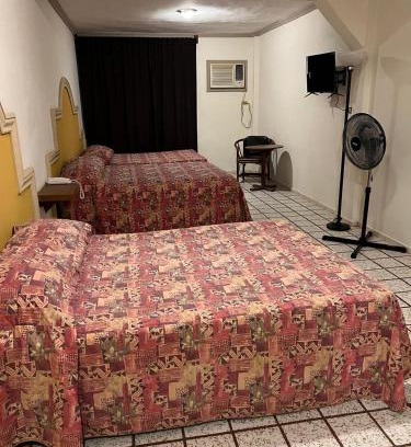 Zona Centro Hotel | Hotel y Restaurant Real Plaza Jacona
