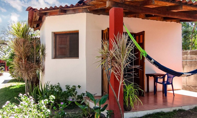 Las Penitas Hotel | Hotel Y Restaurante La Ola Azul - Las Peñitas Beach