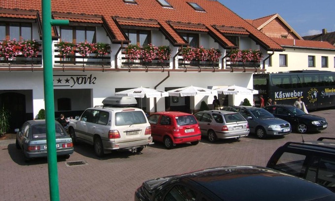 Plzen Hotel | Hotel YORK