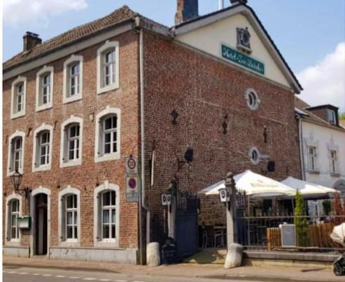 Herzogenrath Hotel | Hotel zur Brücke