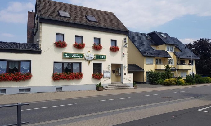 Bad Muenstereifel House | Hotel zur Waage