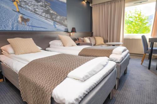 Skjervoy Hotel | Hotell Maritim Skjervoy