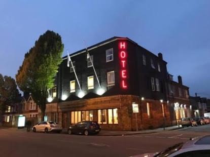Newport Hotel | Hotels 24-7 - The Old Victoria Hotel