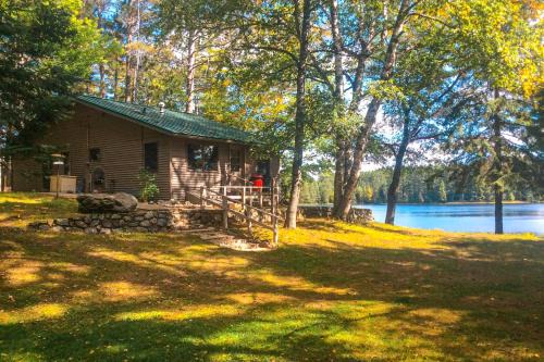 Rhinelander House | Hotter's Cabin