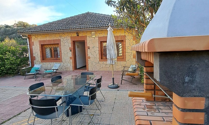 Sant Fost de Campsentelles House | House with garden 20 minutes from the center of Barcelona