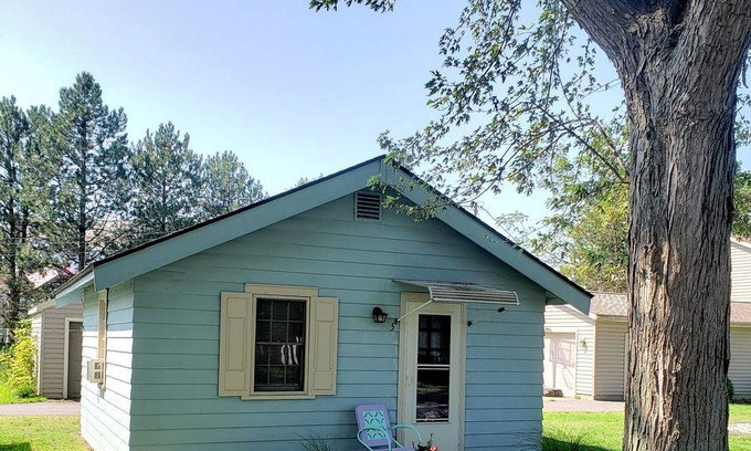 Vermilion House | House ∙ 1 bedroom ∙ 4 guests