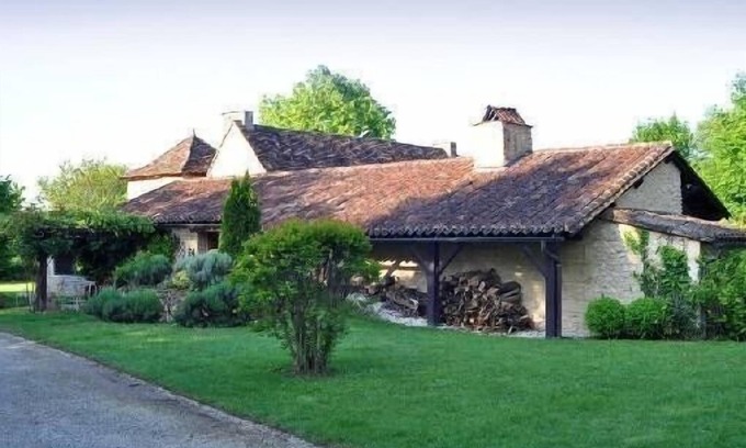 Saint-Martin-des-Combes House | House 12 Pers. Hamlet Dordogne