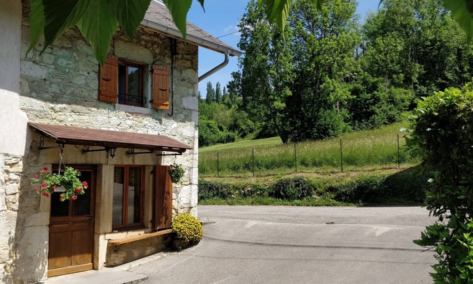 Chavornay House | House 2 bedrooms 5 persons 1 bathroom 65 m2 35 km Aix Les Bains