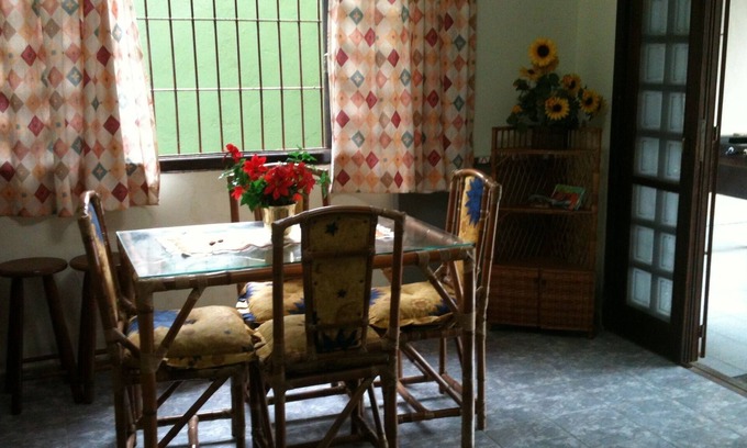 Itanhaem House | House 3 minutes walk to the beach